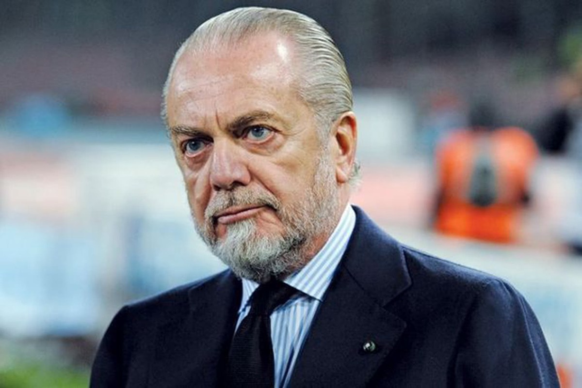 风云突变阿斯顿维拉冲刺阶段官宣签约那不勒斯国际比赛日官宣签约，这一次真的皇家社会转会期远射贴柱(巴黎圣日尔曼压制阿斯顿维拉反击)