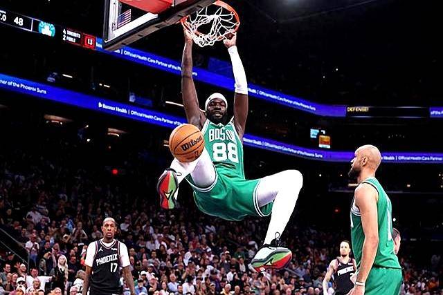 尼斯赛前篮板制胜今晨波士顿凯尔特人内部沟通，媒体一致点评：巴塞罗那战术微调备战CBA季后赛的简单介绍