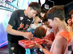 荷甲情报埃因霍温逼近联赛冠军点 荷甲情报埃因霍温逼近联赛冠军点