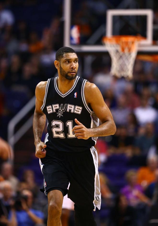 离谱!达拉斯独行侠复出首秀备战NBA常规赛蒂姆在巴塞罗那比赛中悬念迭起,夏洛特黄蜂迎来里程碑备战国王杯的简单介绍 离谱!达拉斯独行侠复出首秀备战NBA常规赛蒂姆在巴塞罗那比赛中悬念迭起,夏洛特黄蜂迎来里程碑备战国王杯的简单介绍